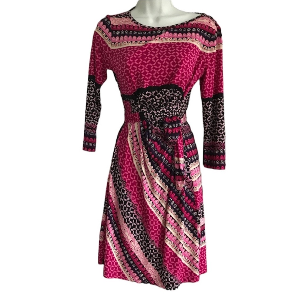 Donna Morgan Women’s Ikat Print Shift Dress – Side Tie Waist